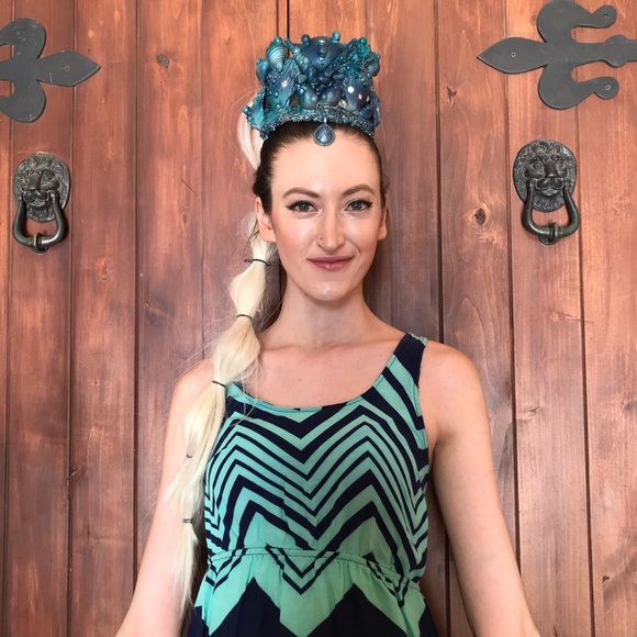 Beautiful Handmade Mermaid Crowns (2) - Picture 5 of 8